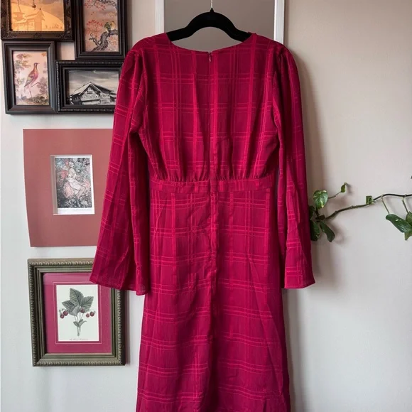 Lucky Brand Raspberry Ruffled Wrap-Style Long Sleeve Dress - Picture 2 of 3